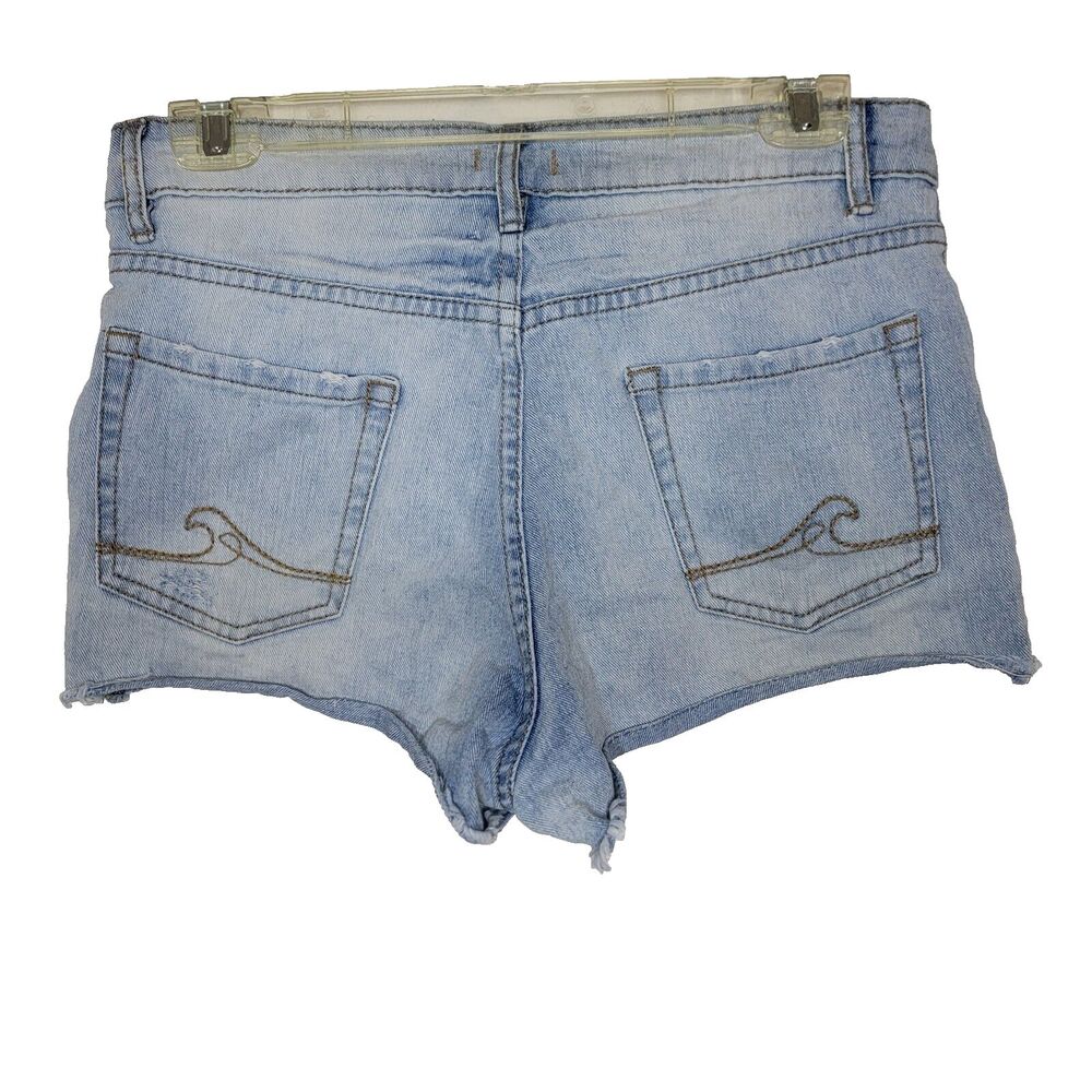 Junior ROXY Light Blue Washed Jean Shorts Size 27(5) - Picture 2 of 3